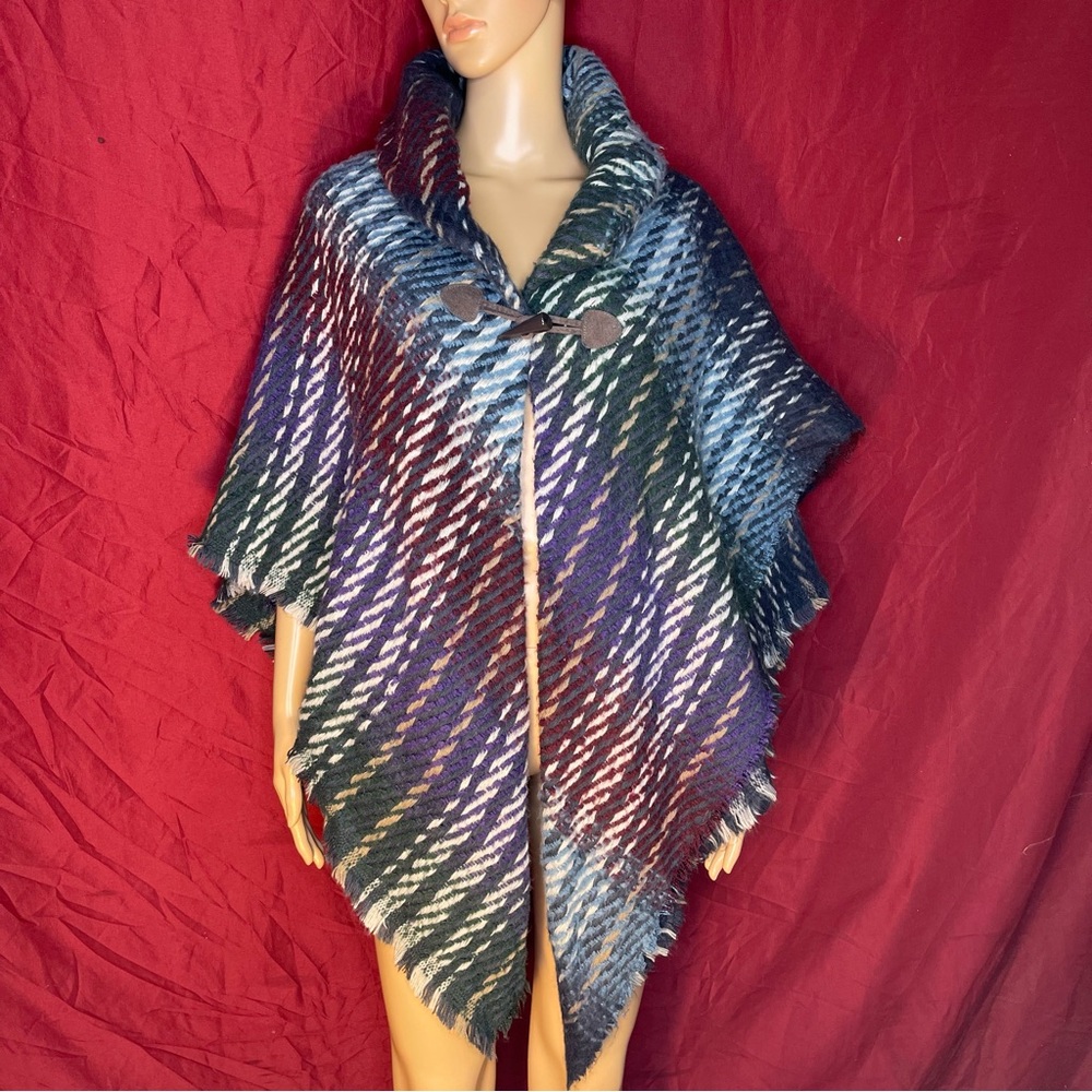 Cracker Barrel Super Soft Diamond Toggle Layered Shawl One Size